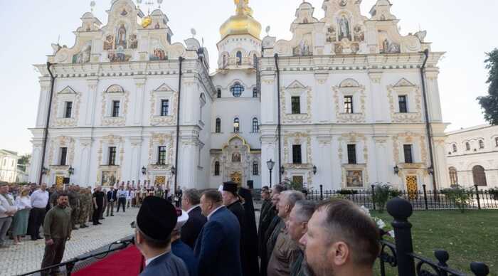 У Києво-Печерській лаврі відбувся молебень за український народ та воїнів